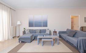 Lovely & Spacious 2-Bedroom Rental Unit In Glifada